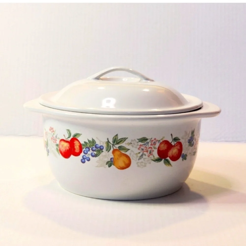 Corelle Stoneware 2.5qt Casserole Dish